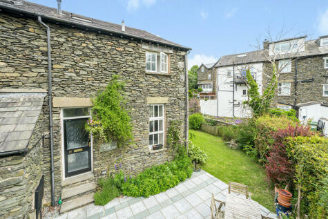 Windermere - 4 bedroom end of terrace house for sale