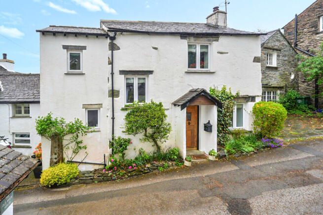 Lonning Cottage
