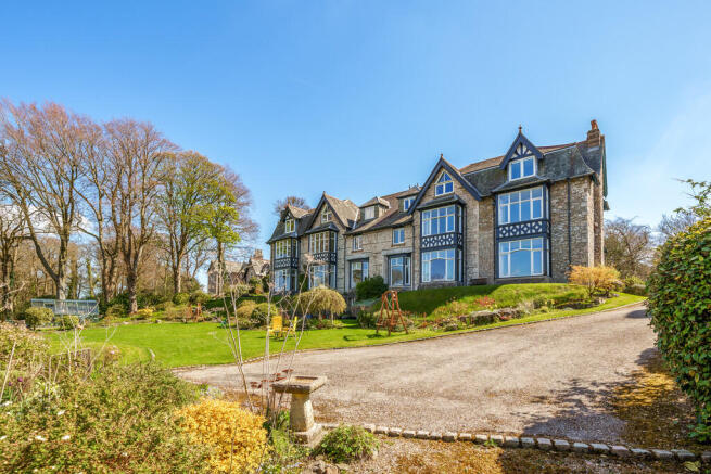 Heathcliffe Court