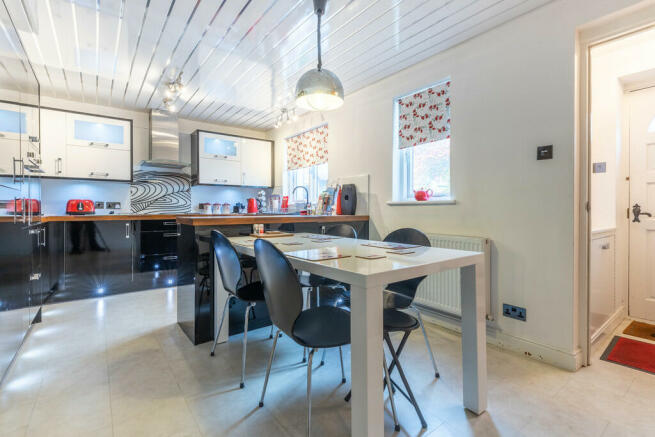 Kitchen/Dining Ro...