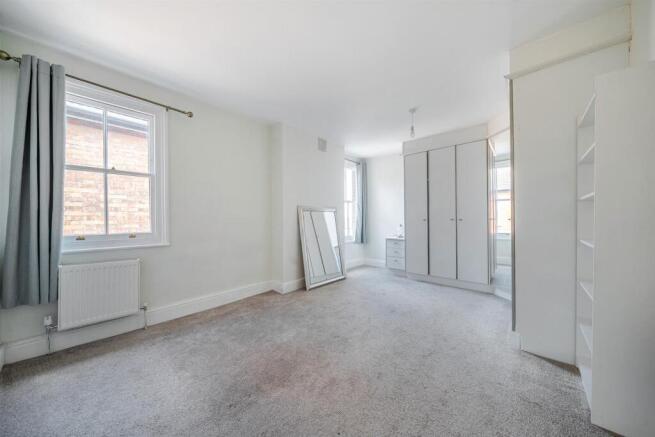 bedroom 1 ii h.JPG