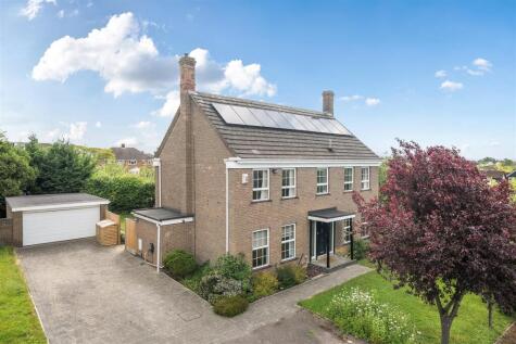 Crofton Close, Bedford