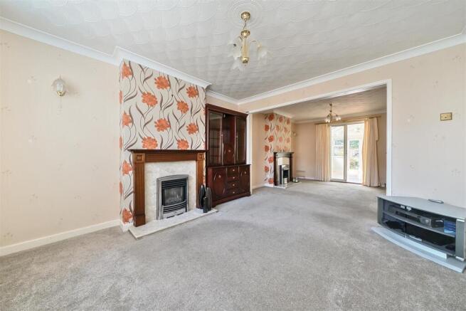 living room h.jpg