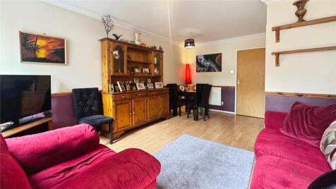 Sefton Way, Uxbridge