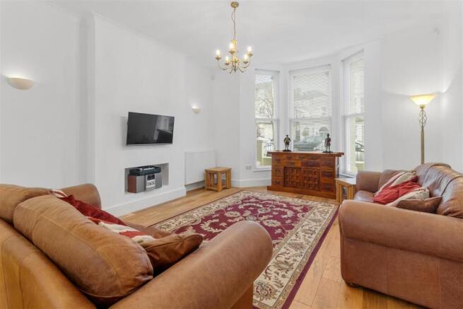 Sitting Room Area