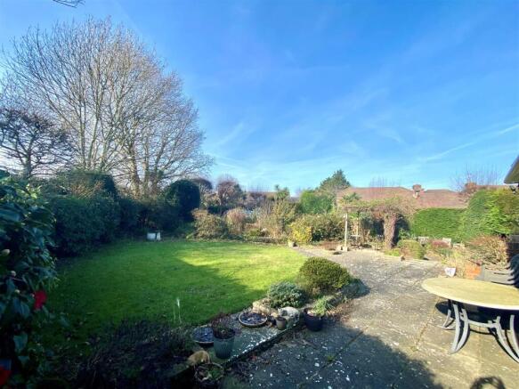 SANDBANKSNEWREARGARDEN1.jpg