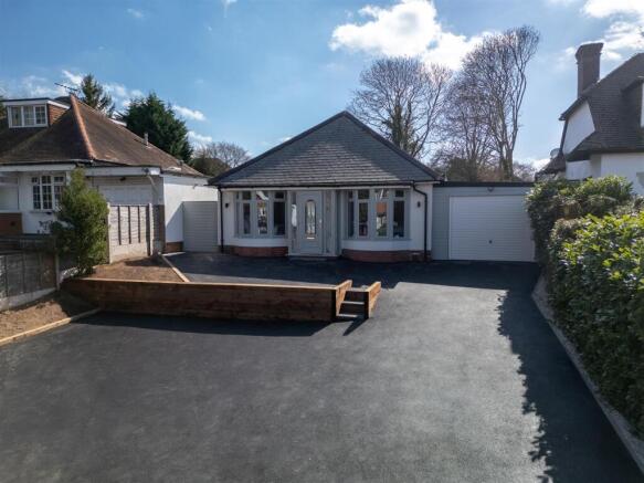 Colebrook Road 81 Front.jpg