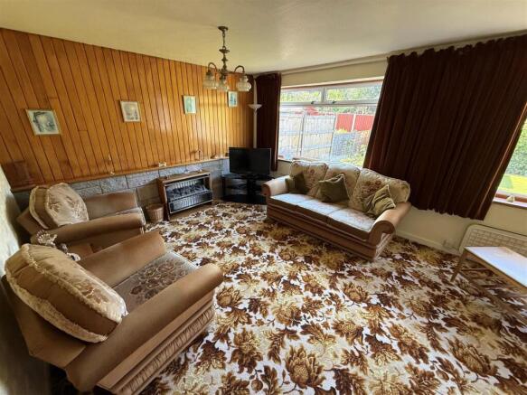 LC15 Lounge.jpg