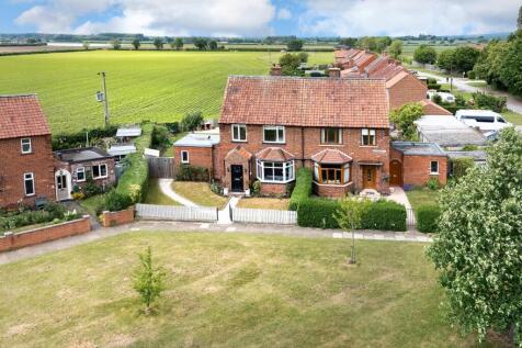 Holborn Estate, Barmby Moor, York, YO42 4EG