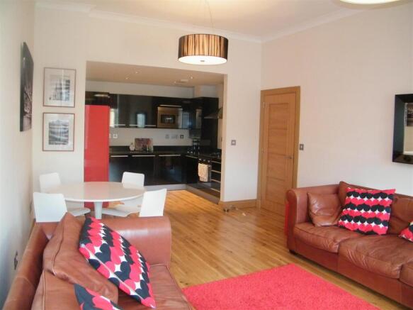 Lounge/kitchen