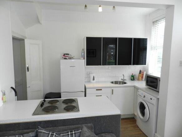 Photo 8
