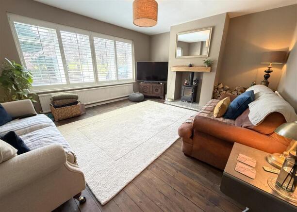 SITTING ROOM