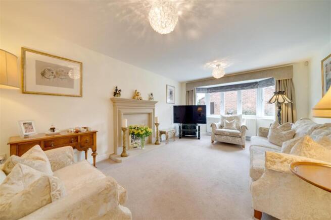 MAIN SITTING ROOM
