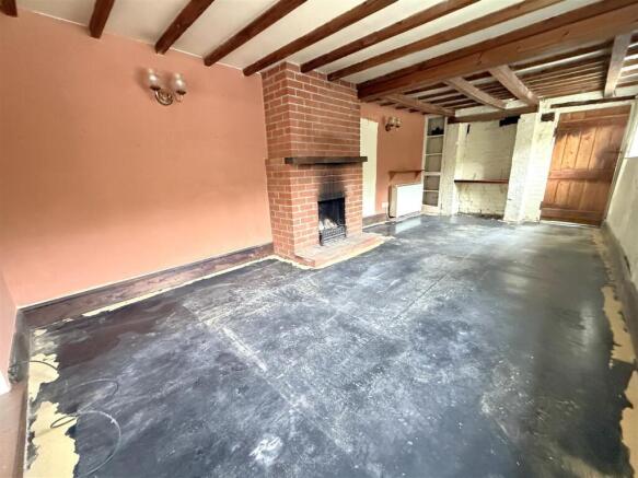 SITTING ROOM