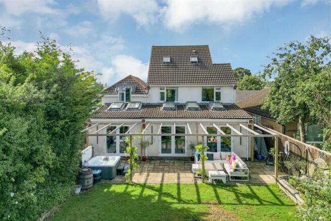 9 Willow Lane EXTs WEB PH-12.jpg