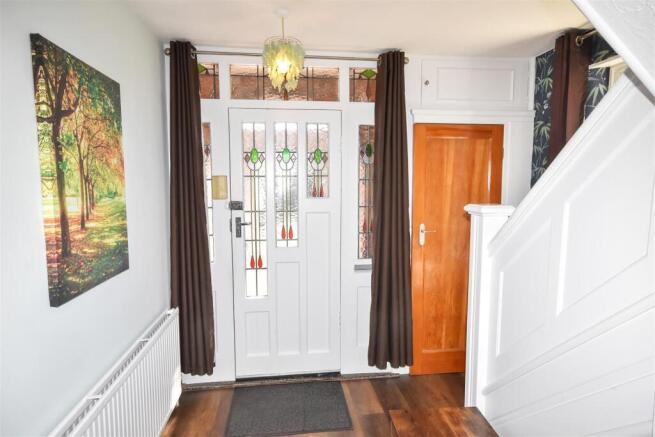 ENTRANCE HALLWAY