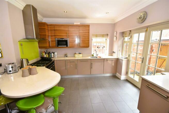 Open Plan Dining Kitchen