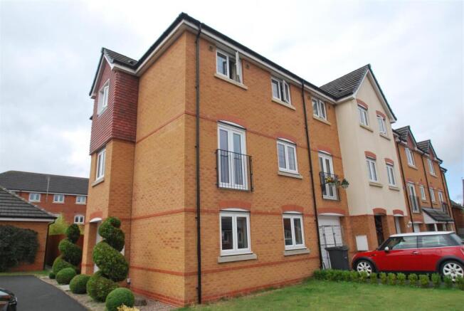 1 Crosland Drive - F