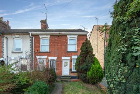 Dunstable - 2 bedroom end of terrace house for sale