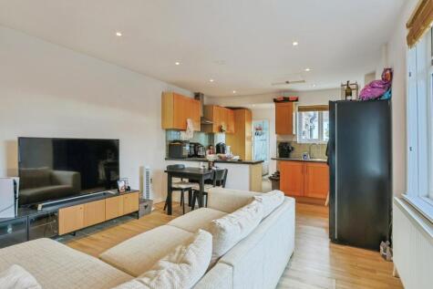 Lincoln Road, Poole, Dorset, BH12