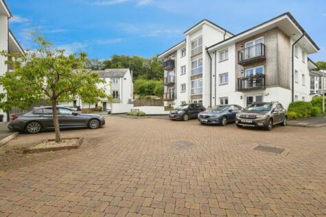 Berkshire Close, Ogwell, Newton Abbot, Devon, TQ12