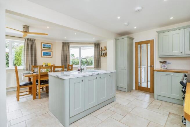 Kitchen/Dinging Room