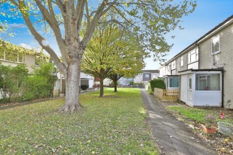 Kirkham Avenue, Burton, Christchurch, Dorset, BH23