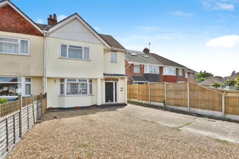 Foxholes Road, Poole, Dorset, BH15
