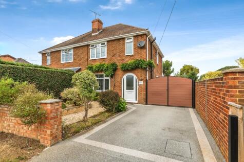 New Road, Blackfield, Southampton, Hampshire, SO45