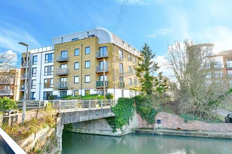 Elder Court, Hertford