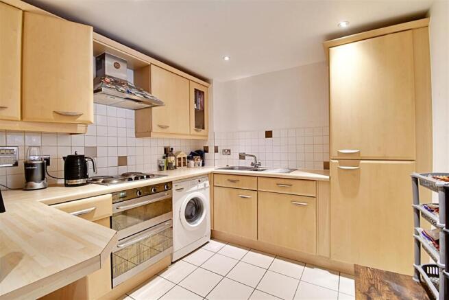 Kitchen 1.jpg