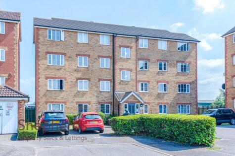Village Close, Hoddesdon