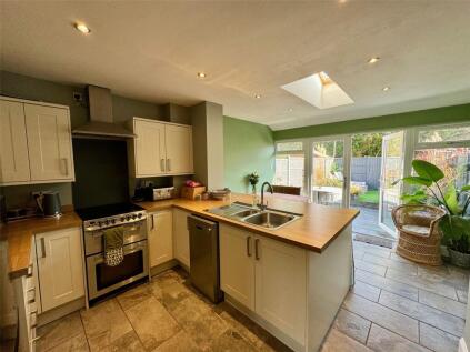 Moors Avenue, Hartlebury, Kidderminster, Worcestershire