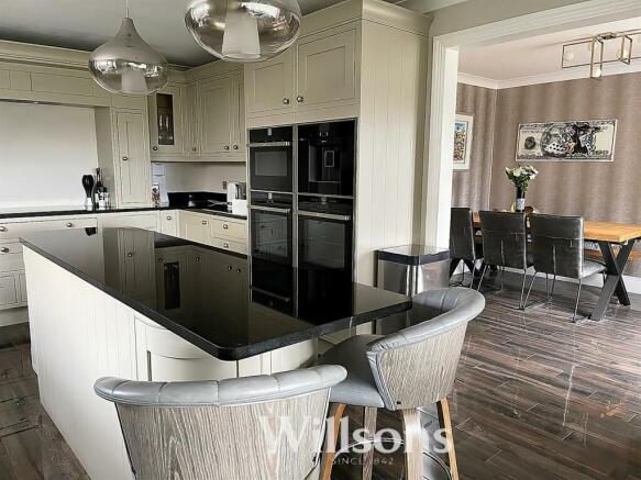 kitchen a.jpg