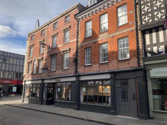 High Street 26, Flat 2 External 2024 2.jpg