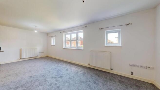 Priors Court Flat 3 Living Room.jpg