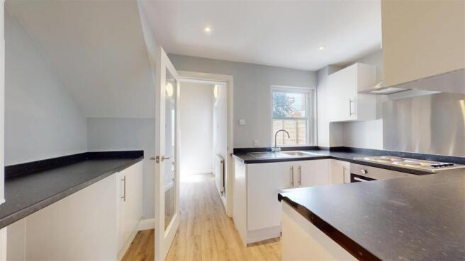 Severn Street 14 Kitchen 2.jpg