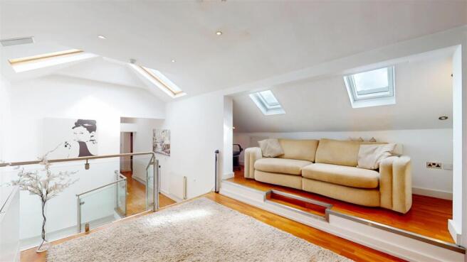 The Woodlands, Flat 7 Living Room 2.jpg