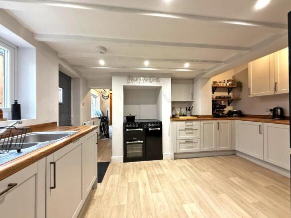 thumbnail_image3 (1).jpg