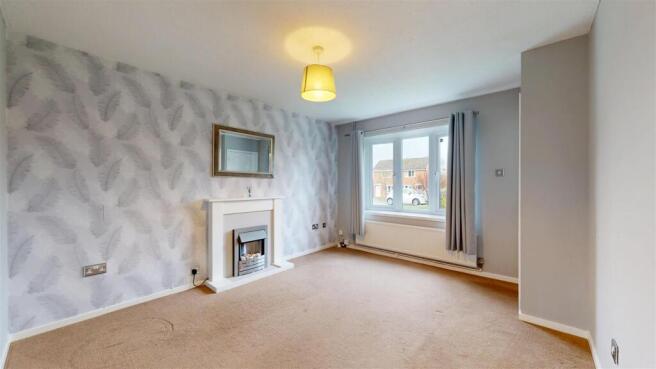 Lanesfield 12 Living Room.jpg