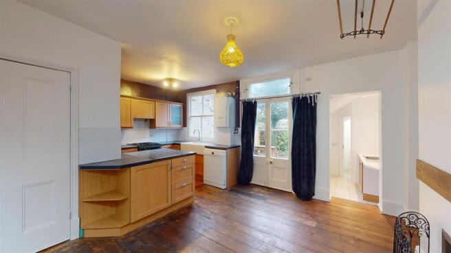 Drawwell Street 16, Kitchen & Dining room.jpg