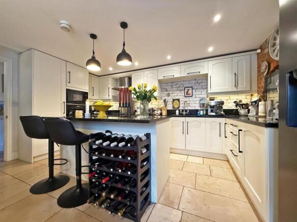 thumbnail_image4 (1).jpg