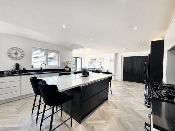 Kitchen/Family Room