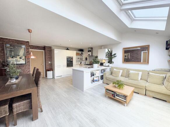 Kitchen/Diner/Family Room