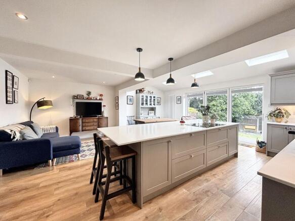 Open Plan Kitchen/Diner/Family Room