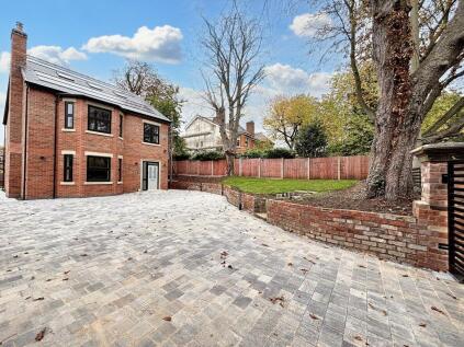 Cavendish Road, Eccles, M30