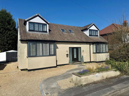 Hulme Hall Crescent, Cheadle Hulme