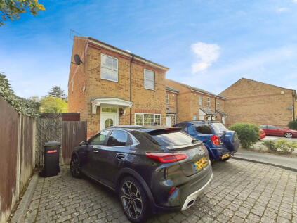 Oakleigh Close, Swanley, BR8