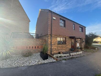 Goldhawk Road, Monkston Park, Milton Keynes, MK10