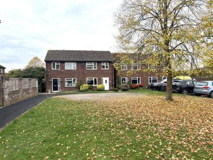 Peregrine Way, Grove, Wantage